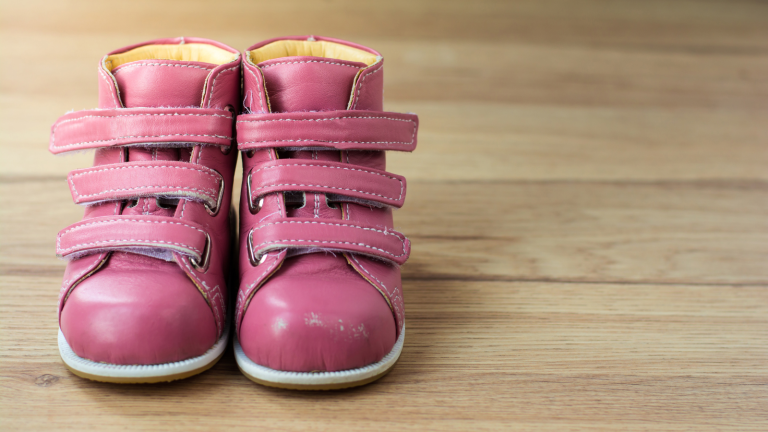 O bosých obuvníkových deťoch