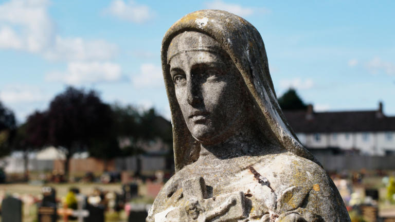 3 nové knihy o sv. Terézii z Lisieux + putovanie relikvií