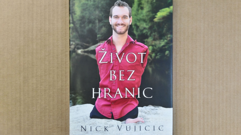 Život bez hraníc (recenzia)