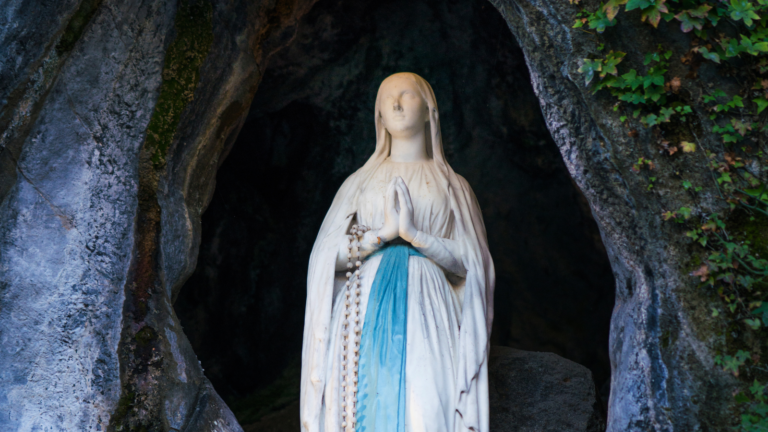 Prvé zjavenie Panny Márie v Lurdoch