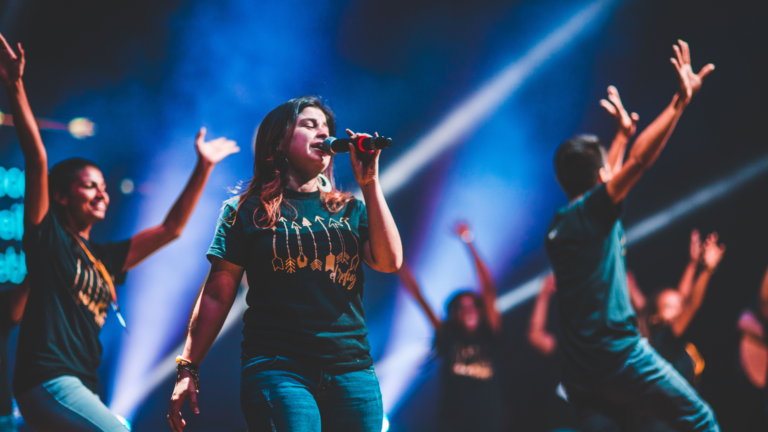 Mladí, zapojte sa do Svetových dní mládeže ako umelci