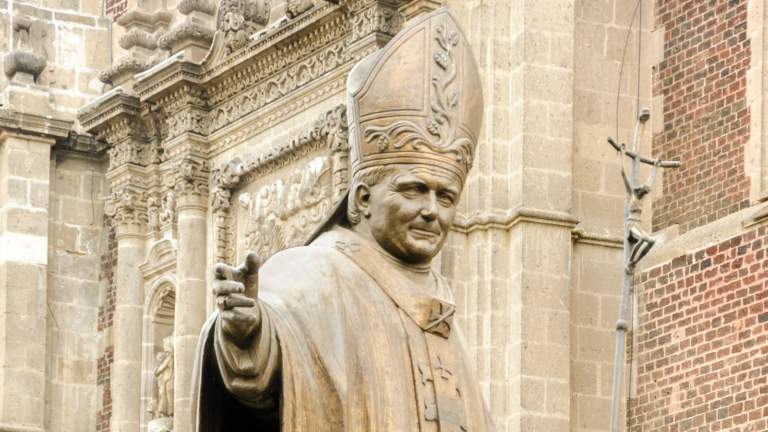 Odkiaľ pochádza slávne pápežské heslo „Totus Tuus“?