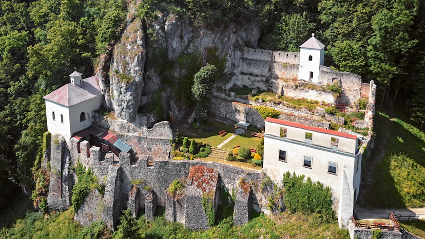 Spoznajte pútnické miesto Skalka pri Trenčíne