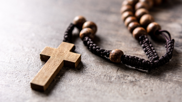 Sestra Lucia z Fatimy vysvetľuje tajomstvá bolestného ruženca