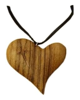 Prívesok: drevené srdce - Zebrano