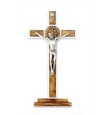 Kríž: benediktínsky, na postavenie, olivové drevo - bledý